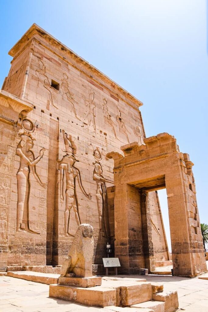 Temple-of-Philae-close-up-683×1024